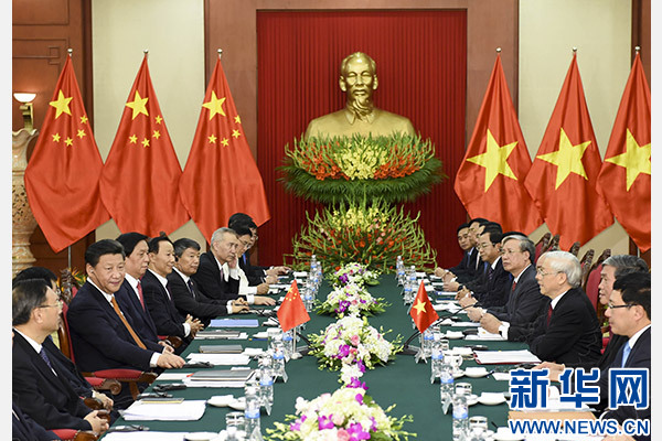 11月5日，中共中央總書記、國家主席習(xí)近平在河內(nèi)同越共中央總書記阮富仲舉行會談。 新華社記者李學(xué)仁攝