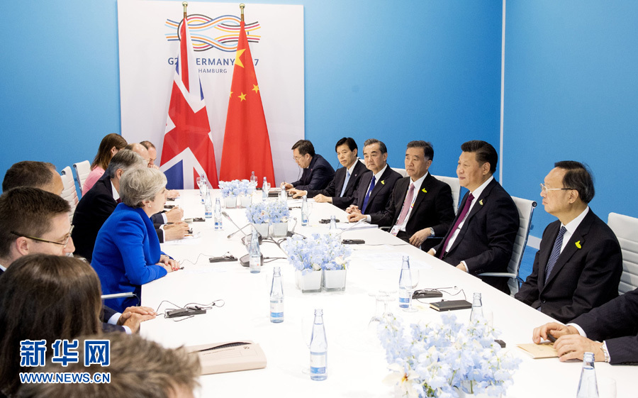 7月7日，國家主席習近平在漢堡會見英國首相特雷莎·梅。 新華社記者李學仁 攝