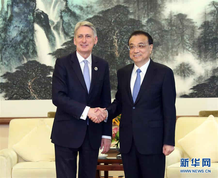 （時政）李克強會見英國首相特別代表、財政大臣哈蒙德
