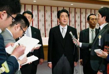 安倍機(jī)關(guān)算盡又能撈到幾根稻草？
