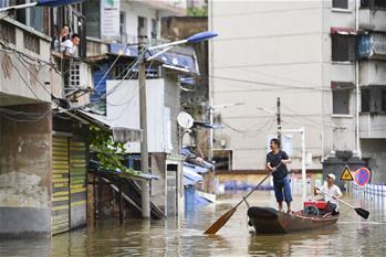 洪水來(lái)時(shí)，那暖心的民間救援